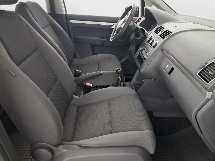Volkswagen Touran, 2012