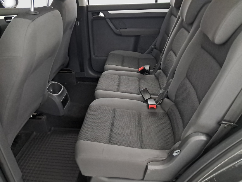 Volkswagen Touran, 2012