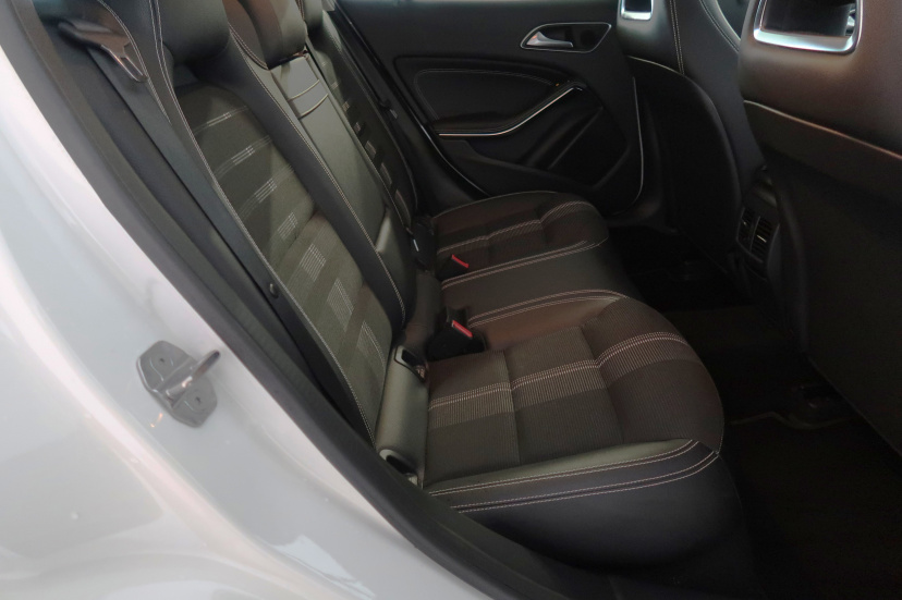 Mercedes-Benz GLA, 2018