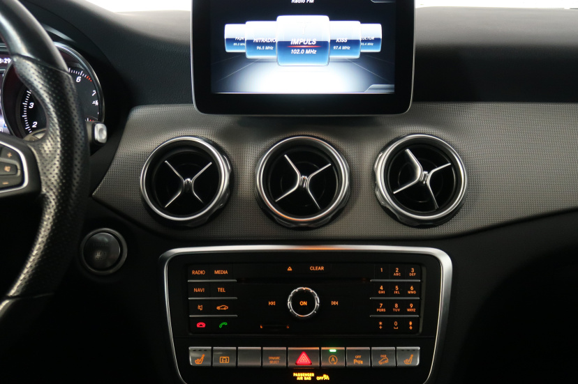 Mercedes-Benz GLA, 2018