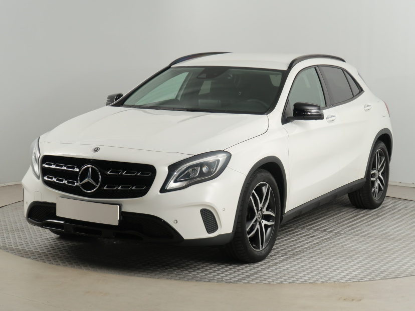 Mercedes-Benz GLA, 2018
