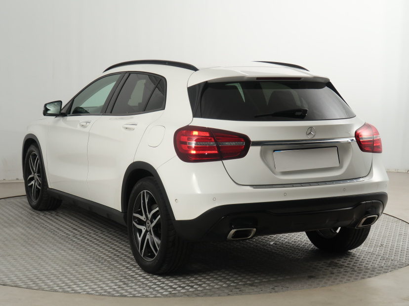 Mercedes-Benz GLA, 2018