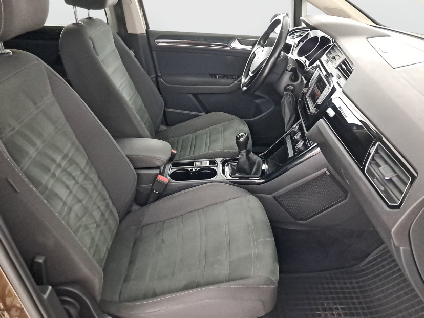 Volkswagen Touran, 2016