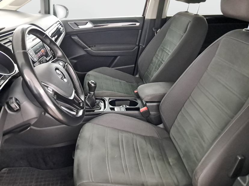 Volkswagen Touran, 2016