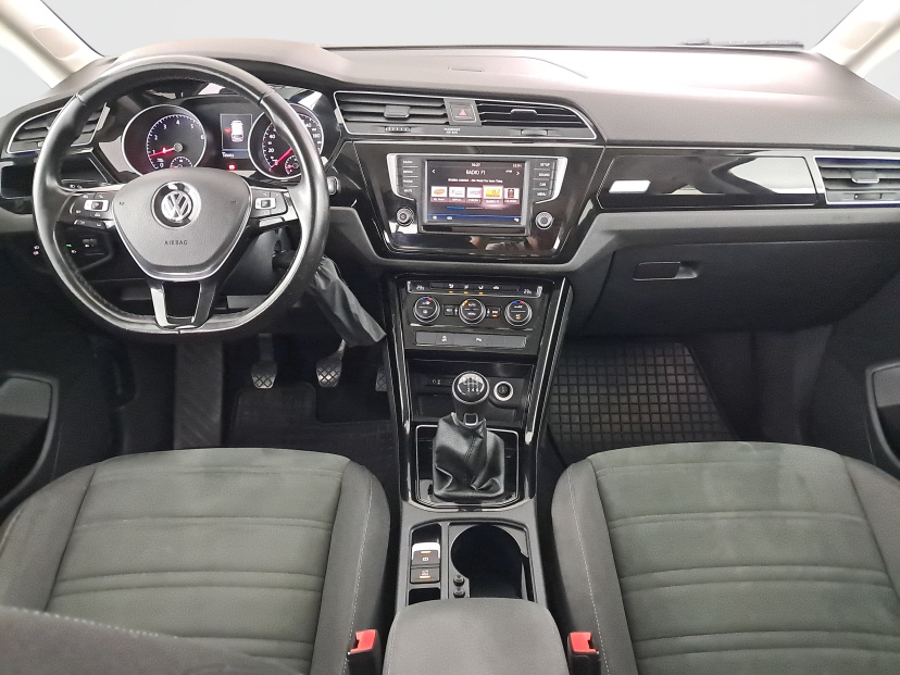 Volkswagen Touran, 2016