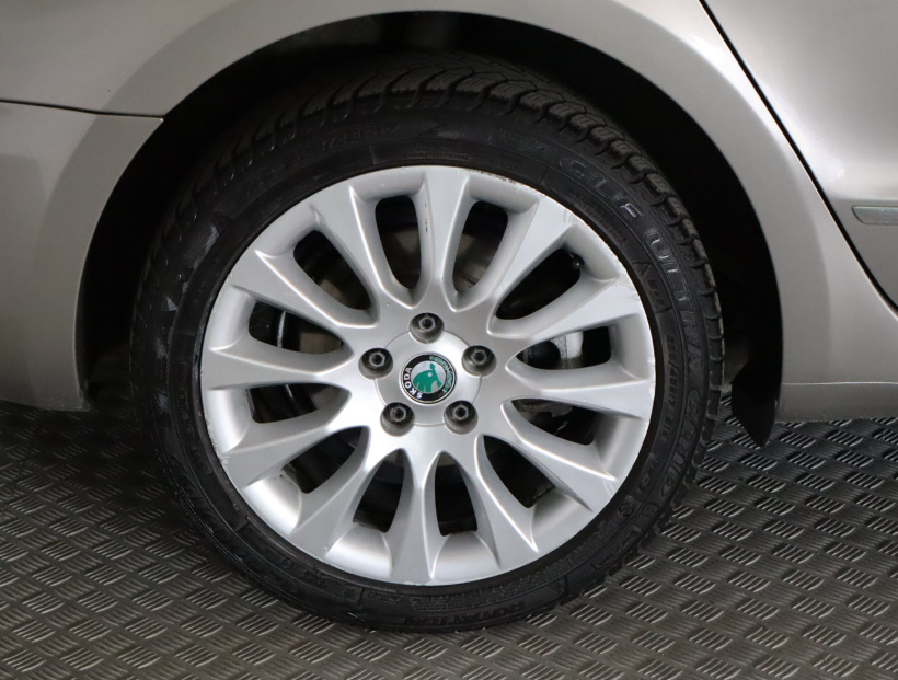 Škoda Superb, 2013