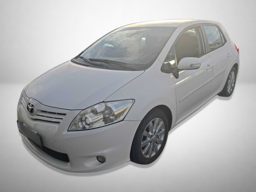 Toyota Auris, 2012