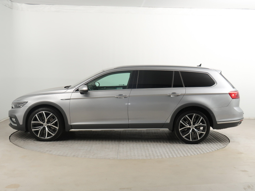 Volkswagen Passat, 2020