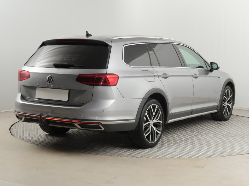 Volkswagen Passat, 2020