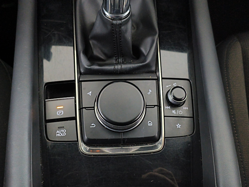 Mazda 3, 2021