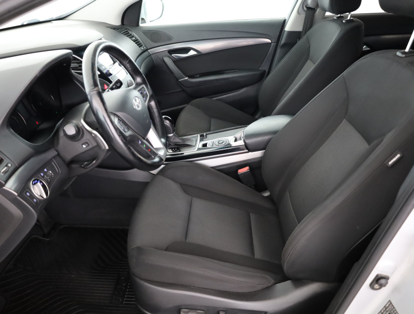 Hyundai i40, 2014