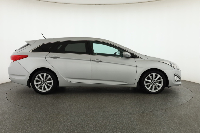 Hyundai i40, 2014