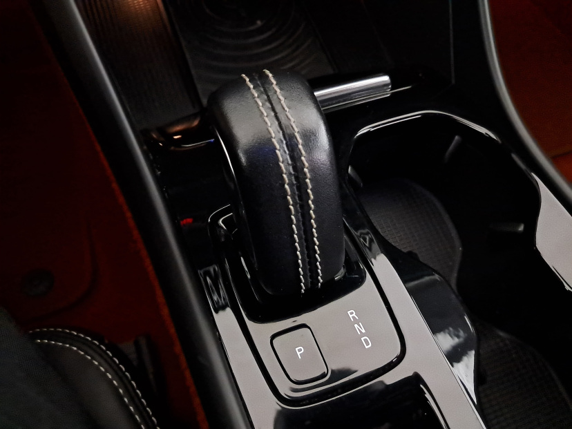 Volvo XC40, 2018