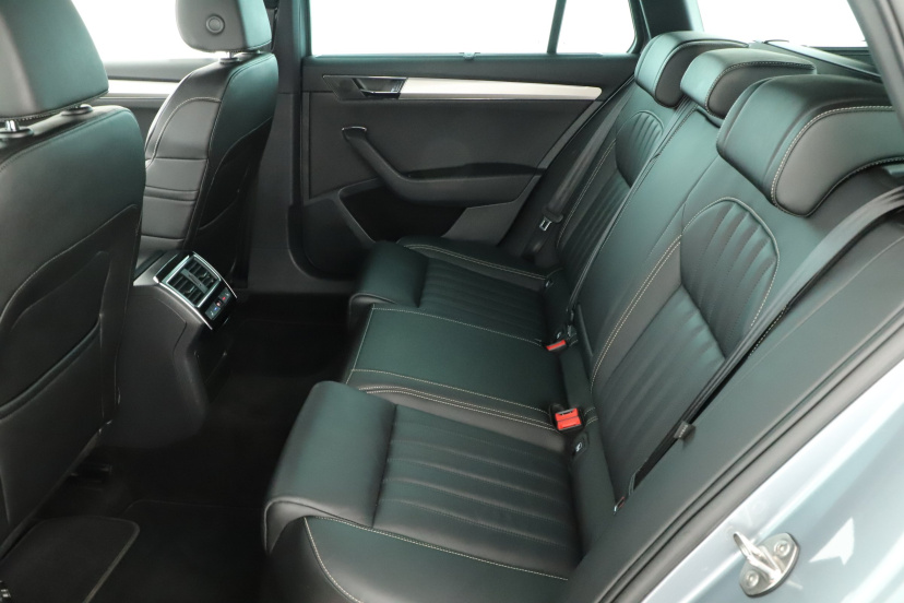 Škoda Superb, 2021