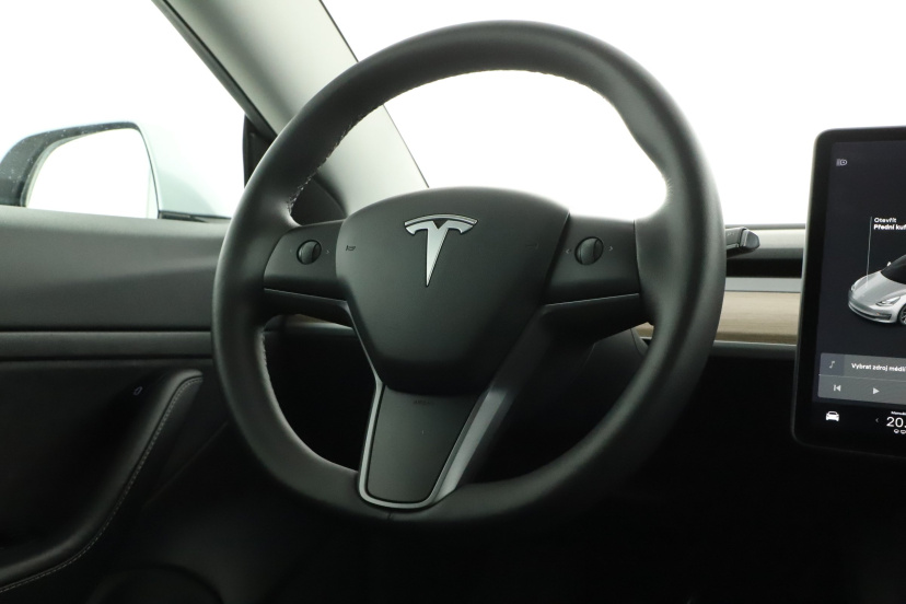 Tesla Model 3, 2021
