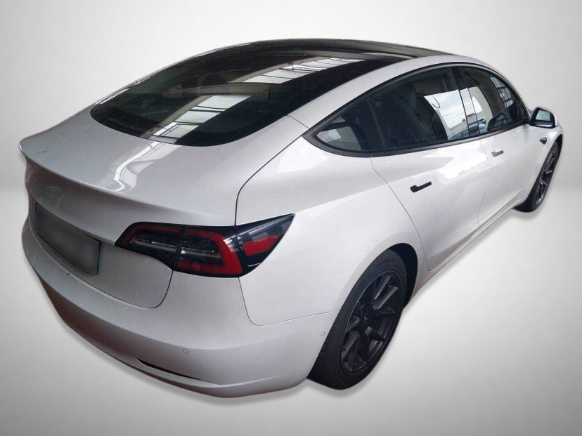 Tesla Model 3, 2021