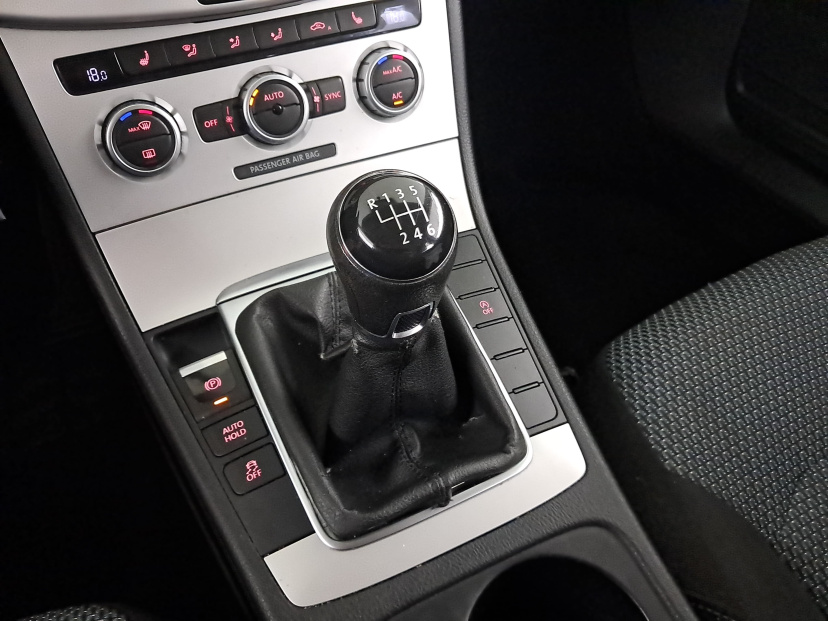 Volkswagen Passat, 2015