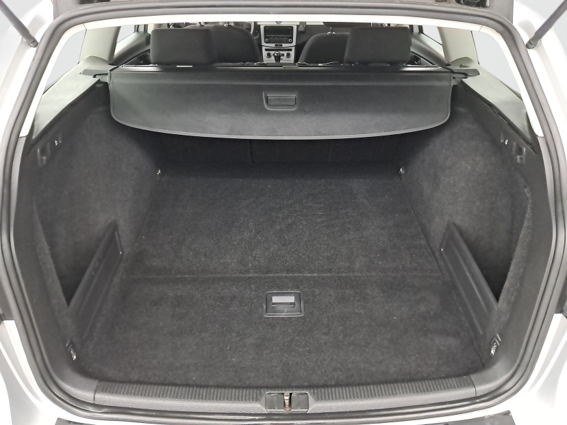 Volkswagen Passat, 2015