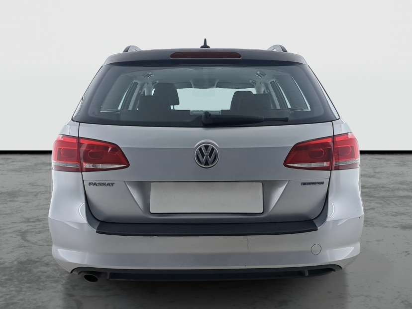 Volkswagen Passat, 2015