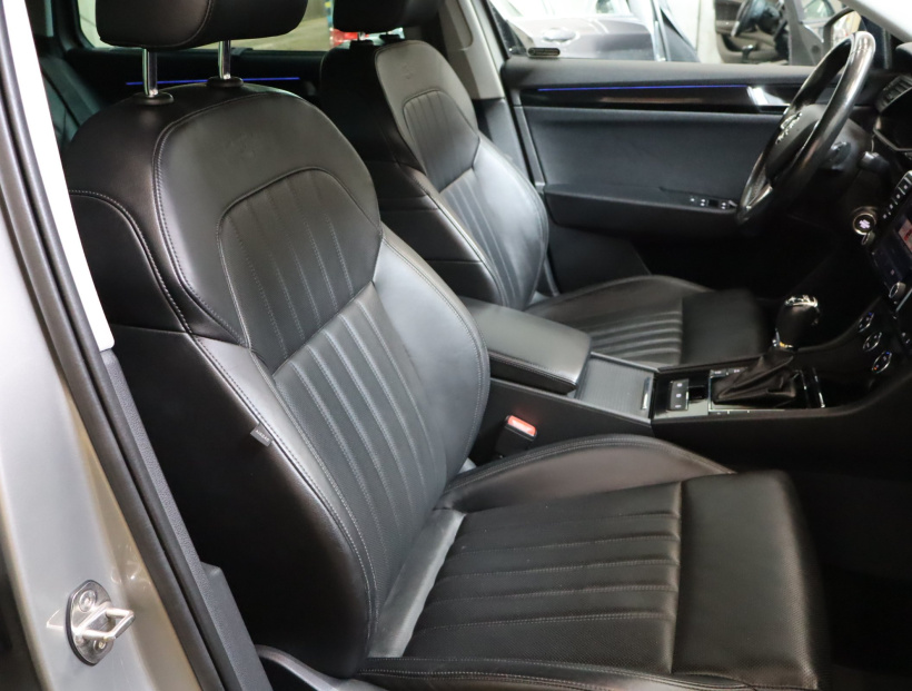 Škoda Superb, 2016