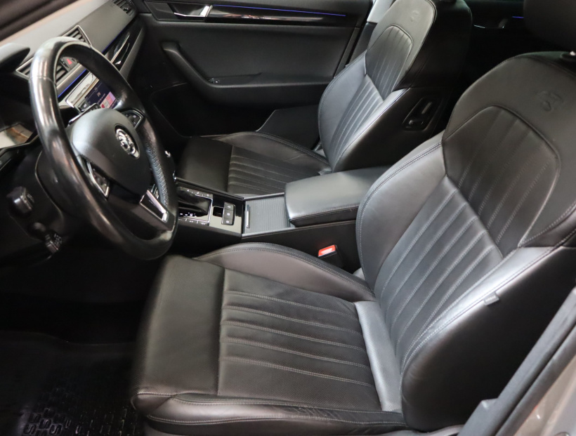 Škoda Superb, 2016