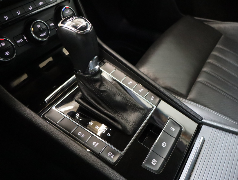 Škoda Superb, 2016