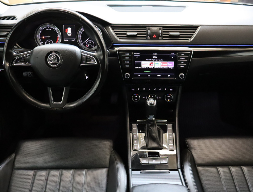 Škoda Superb, 2016
