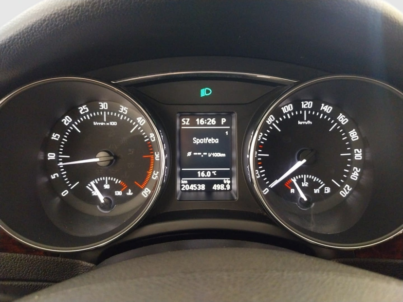Škoda Superb, 2010