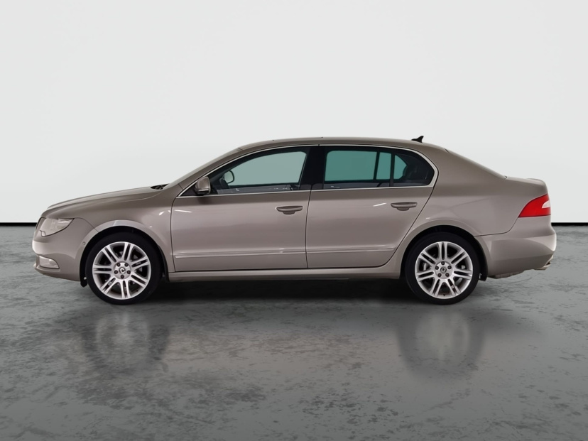 Škoda Superb, 2010