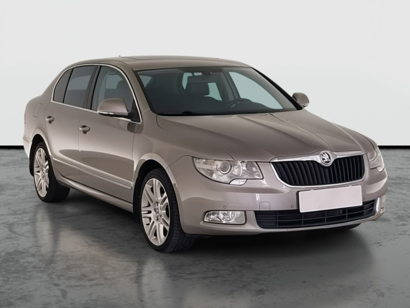 Škoda Superb, 2010