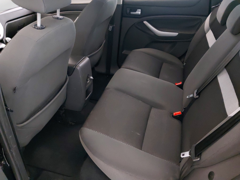 Ford Kuga, 2012