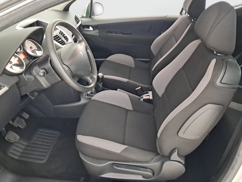 Peugeot 207, 2009