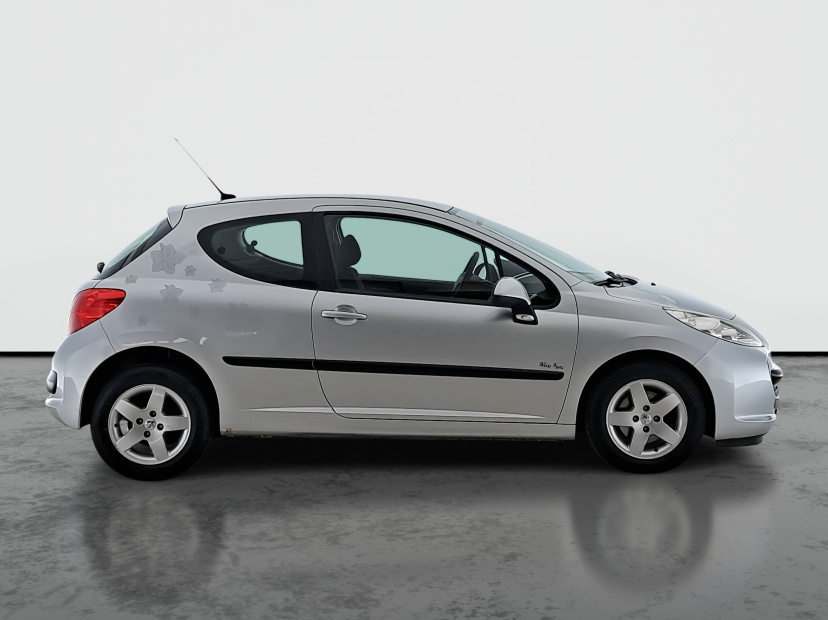 Peugeot 207, 2009