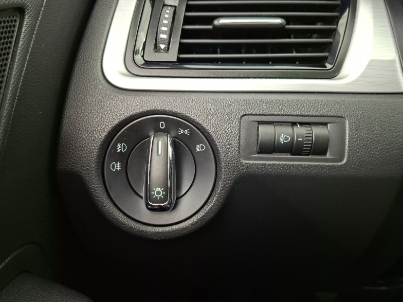 Škoda Rapid Spaceback, 2013