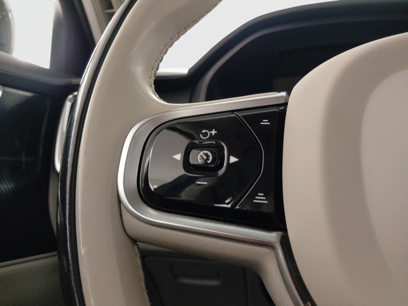 Volvo V90, 2021