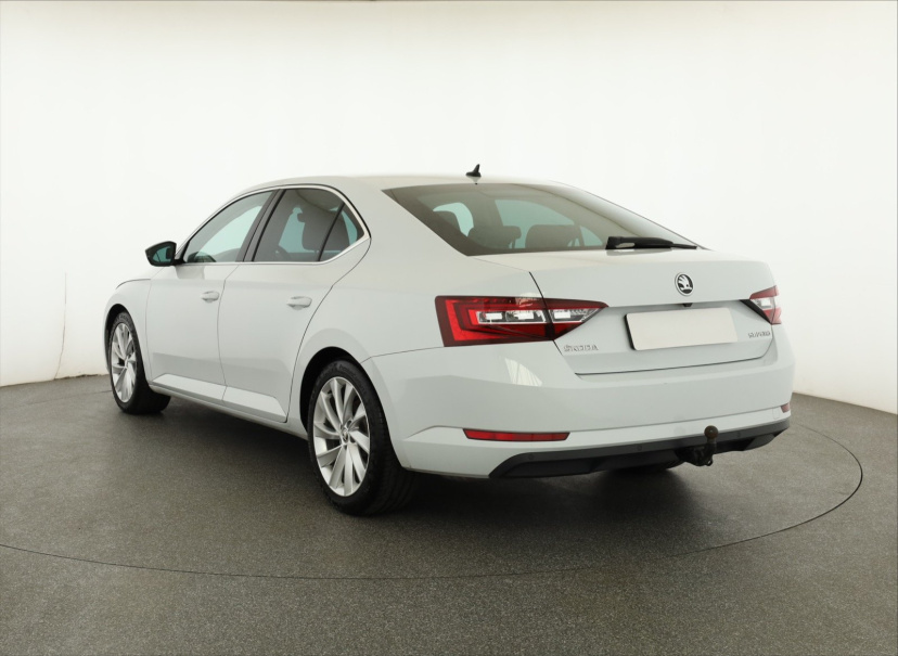 Škoda Superb, 2019