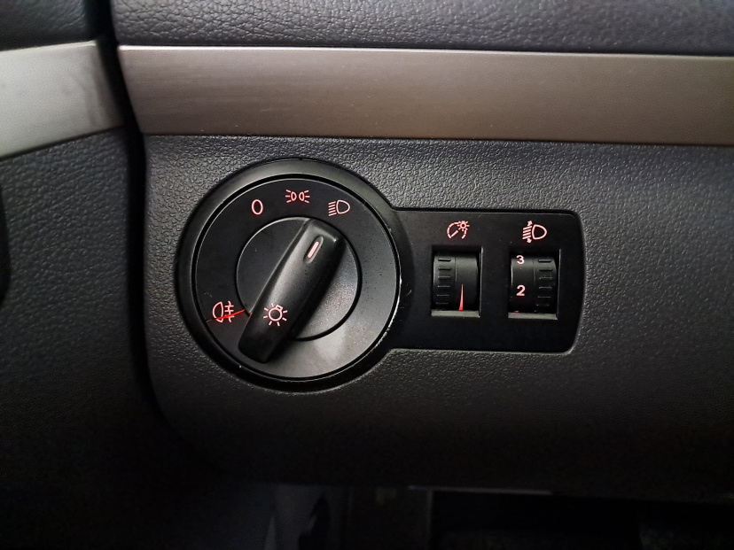 Volkswagen Touran, 2006
