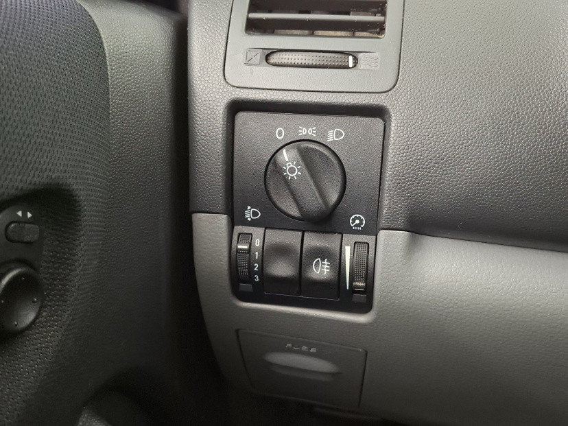 Suzuki Ignis, 2004