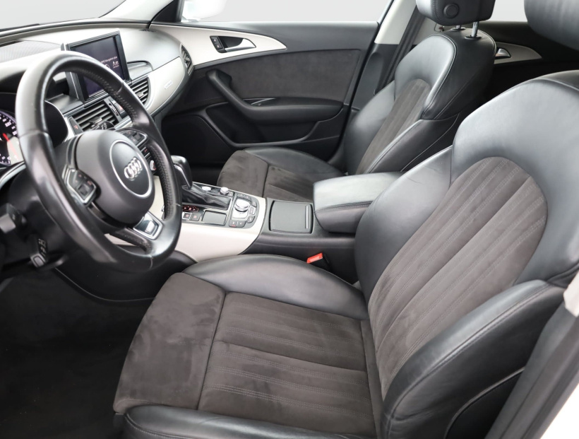 Audi A6 Allroad, 2015