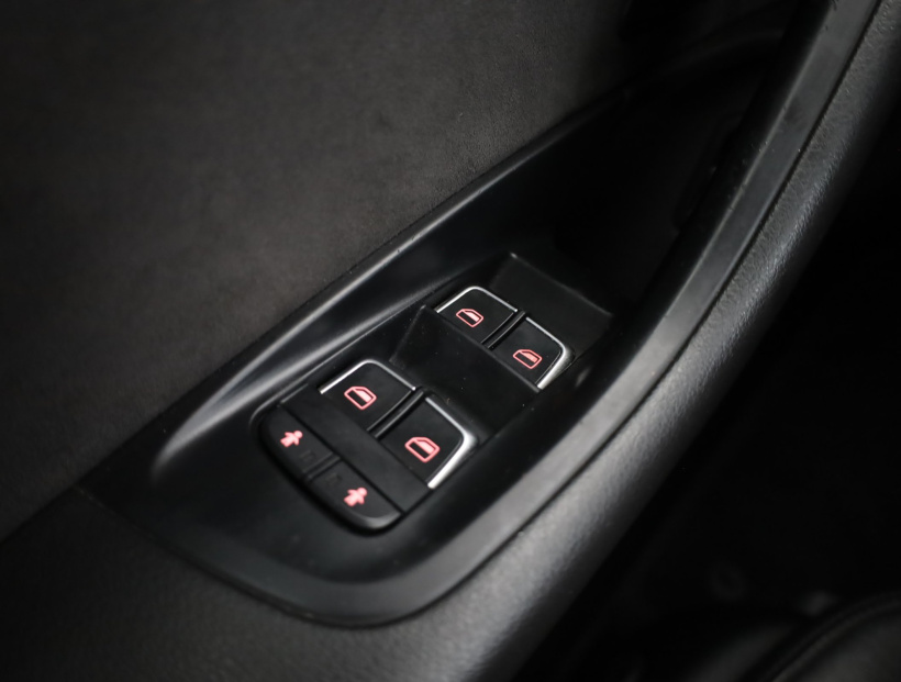 Audi A6 Allroad, 2015