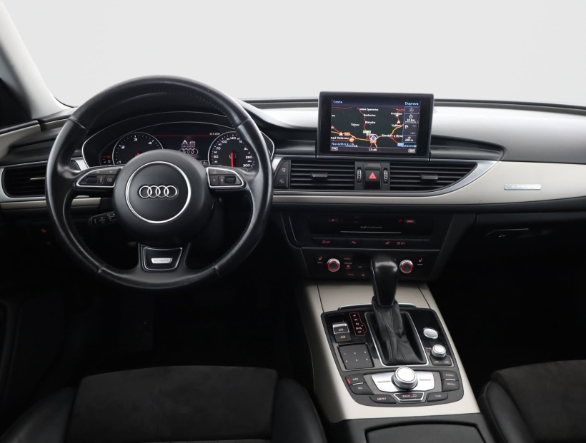 Audi A6 Allroad, 2015