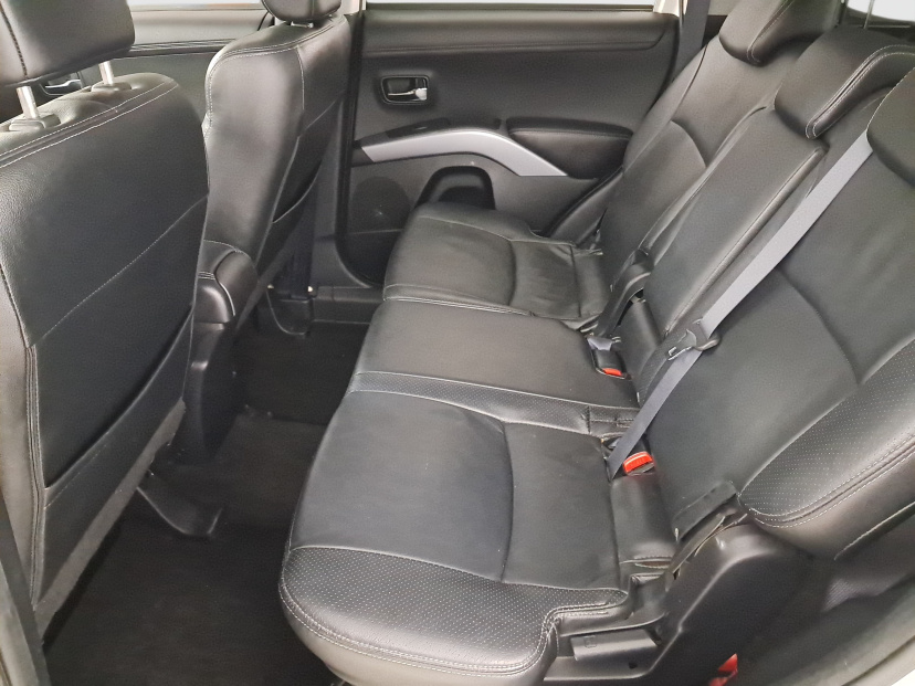 Mitsubishi Outlander, 2011