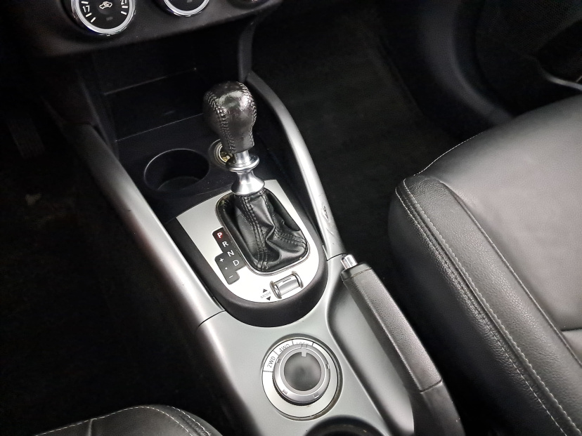 Mitsubishi Outlander, 2011
