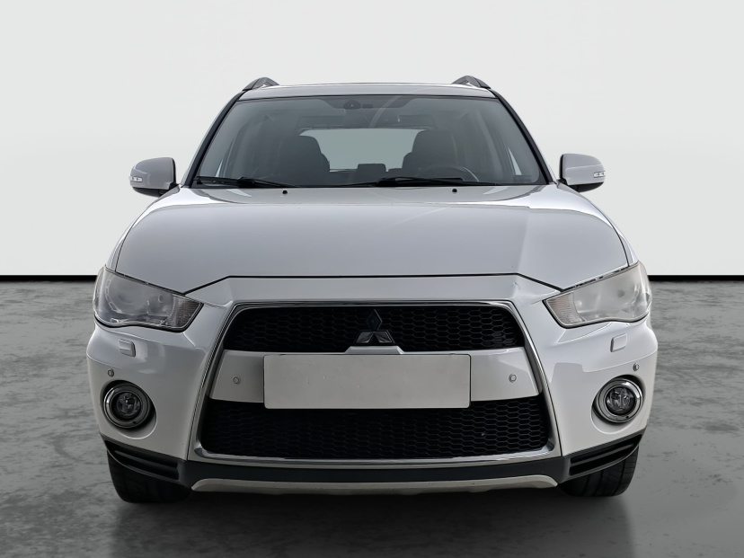 Mitsubishi Outlander, 2011