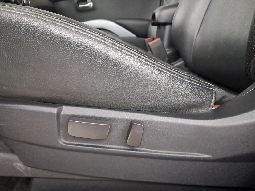 Mitsubishi Outlander, 2011