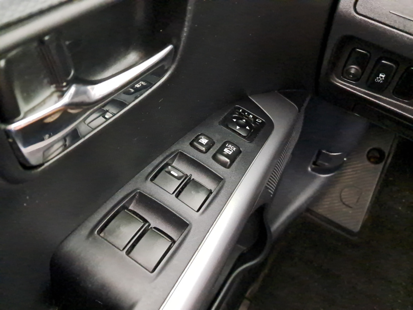 Mitsubishi Outlander, 2011