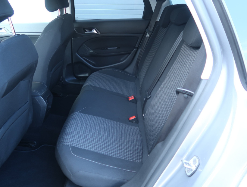 Peugeot 308, 2018