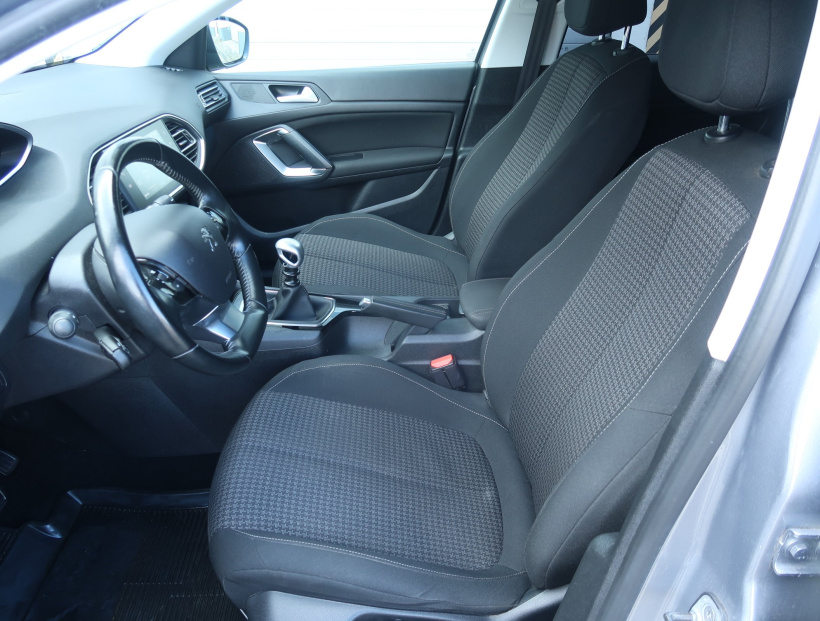 Peugeot 308, 2018