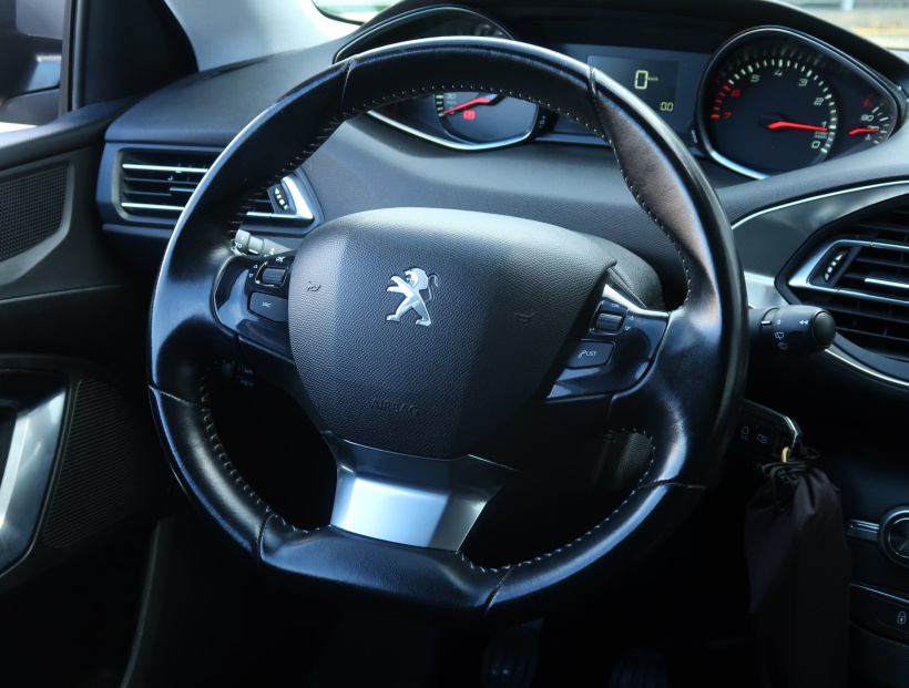 Peugeot 308, 2018