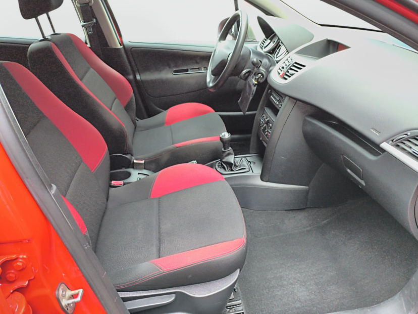 Peugeot 207, 2008